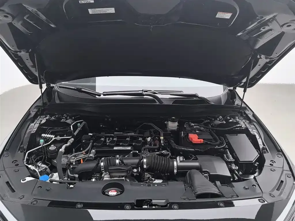 Honda Accord — фото 6