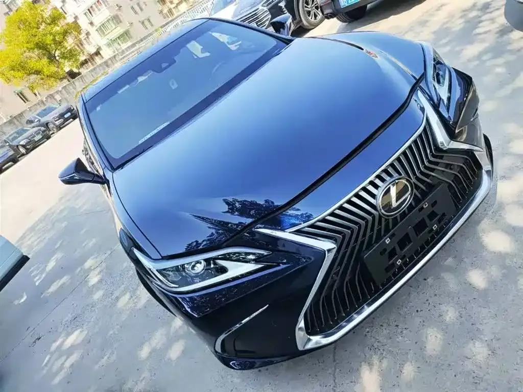 Lexus ES — фото 2