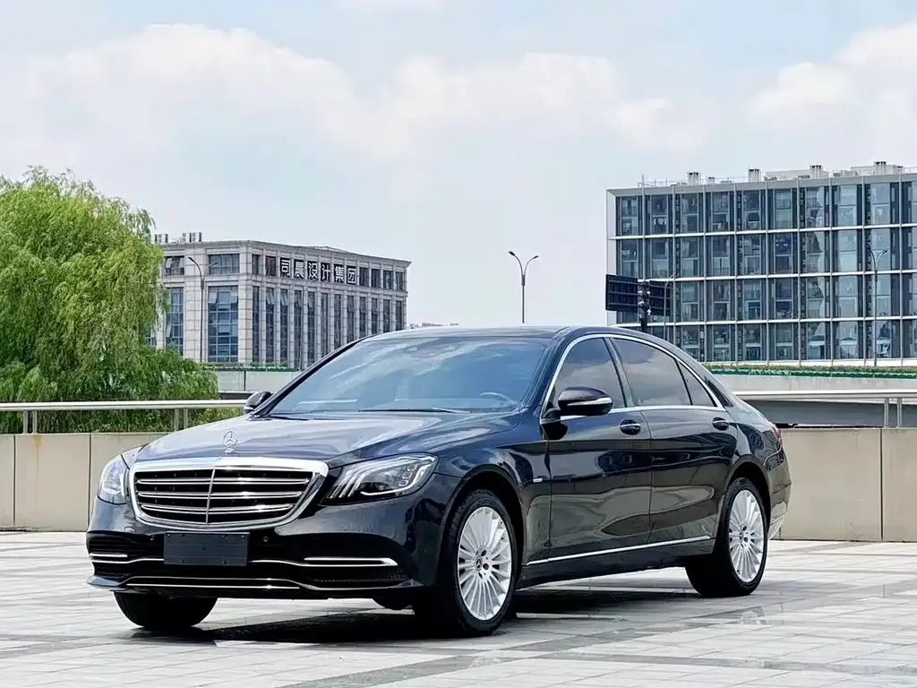 Mercedes-Benz S-Class — фото 1