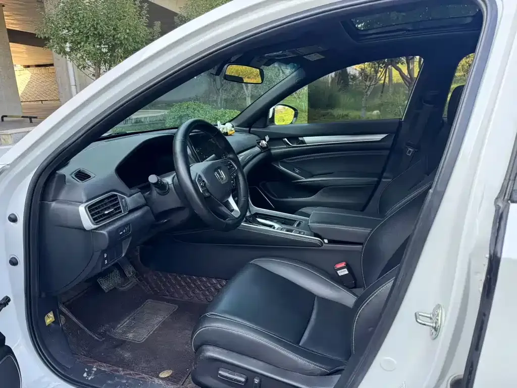 Honda Inspire — фото 10