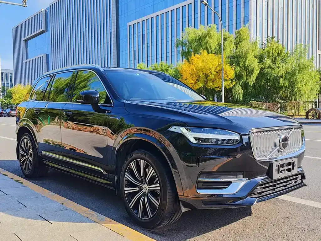 Volvo XC90 — фото 3