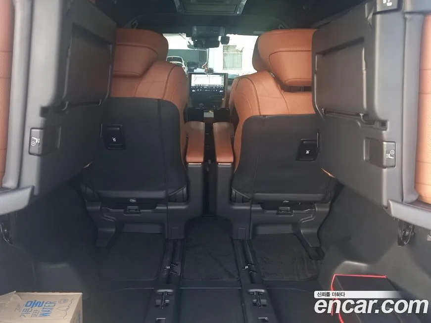 Toyota Alphard — фото 6