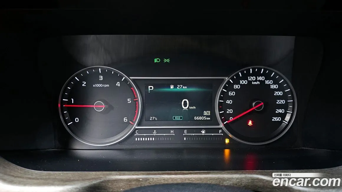 Kia Sorento — фото 8