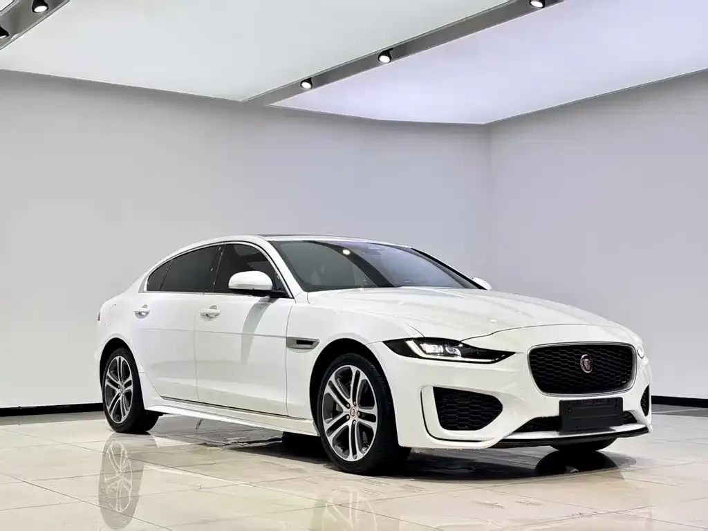 Jaguar XEL — фото 3