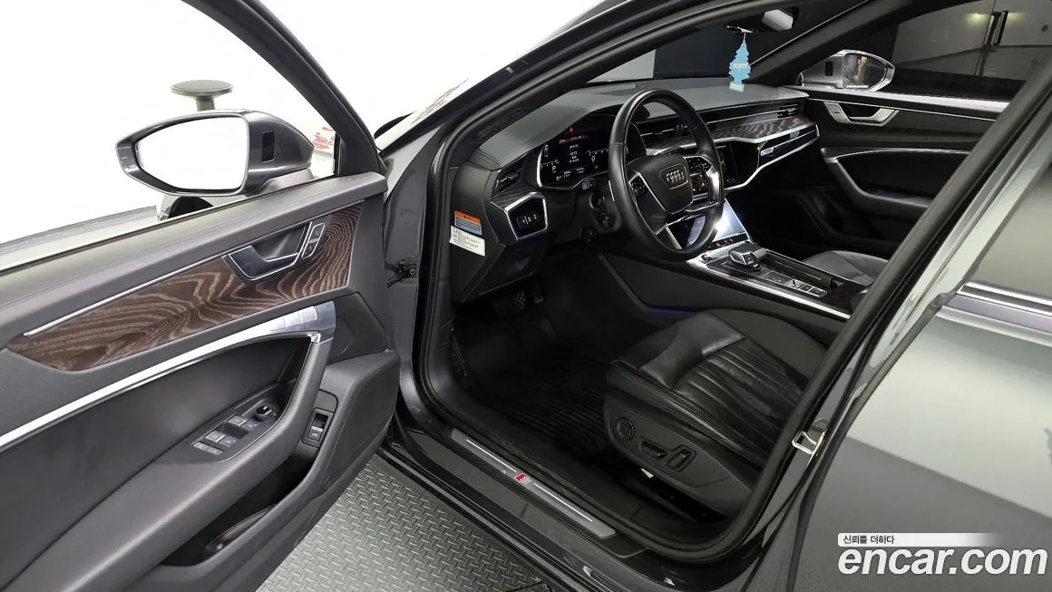 Audi A6 — фото 10