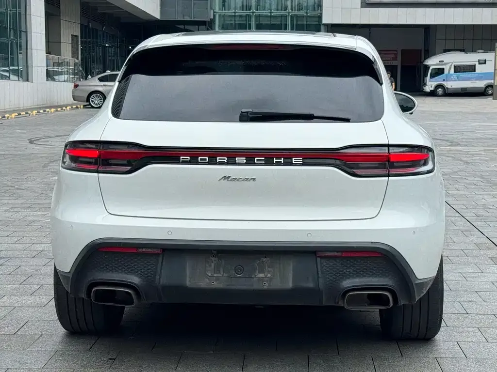 Porsche Macan — фото 3