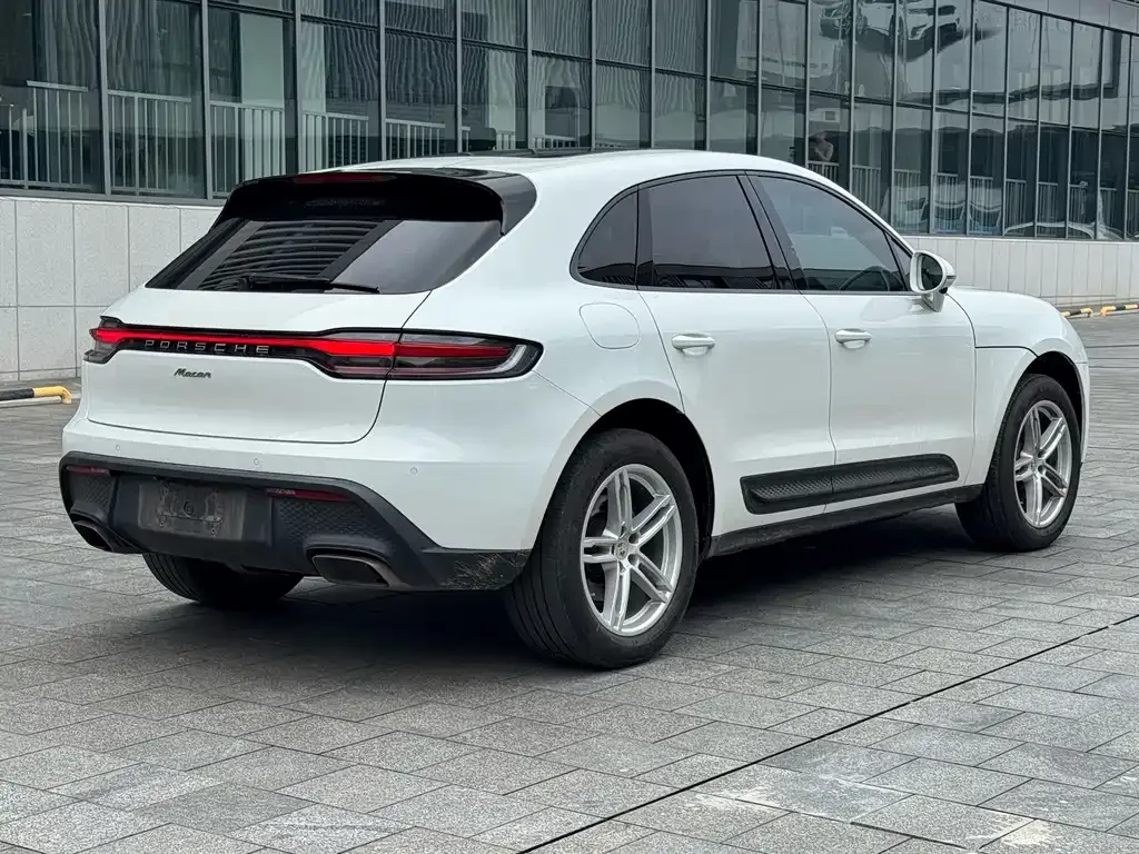 Porsche Macan — фото 4