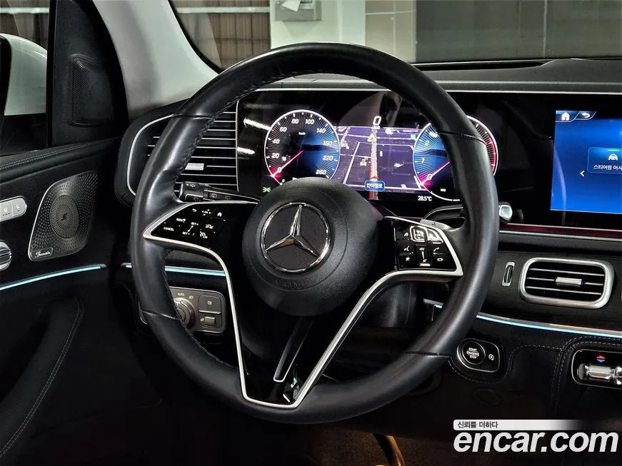 Mercedes-Benz GLE-Class — фото 6