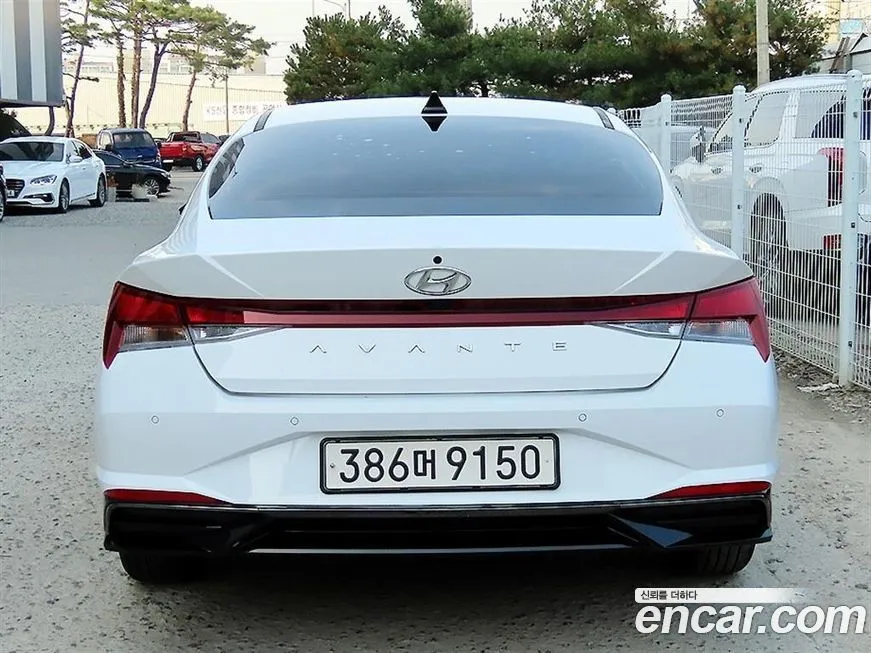 Hyundai AVANTE — фото 4