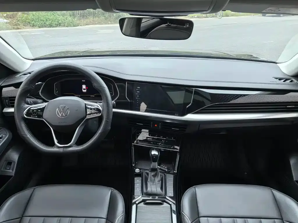 Volkswagen Passat — фото 10