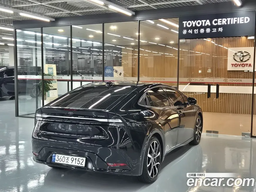 Toyota Prius — фото 2