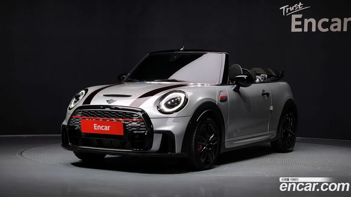Mini Cooper Convertible — фото 1