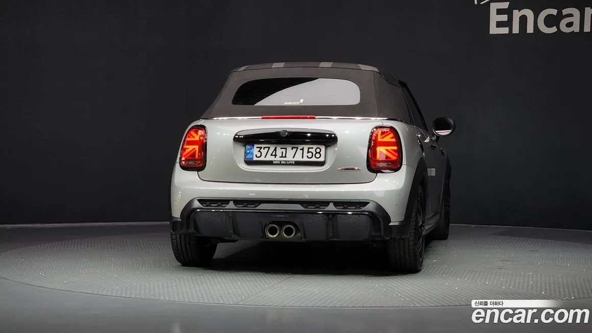 Mini Cooper Convertible — фото 4