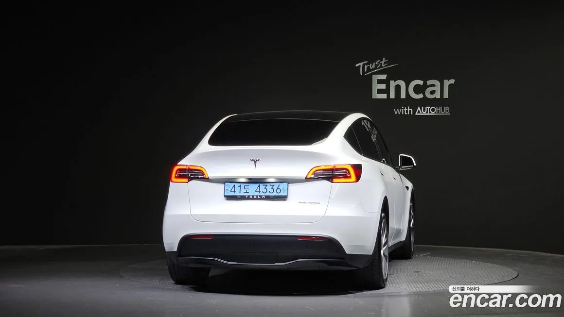 Tesla Model Y — фото 4