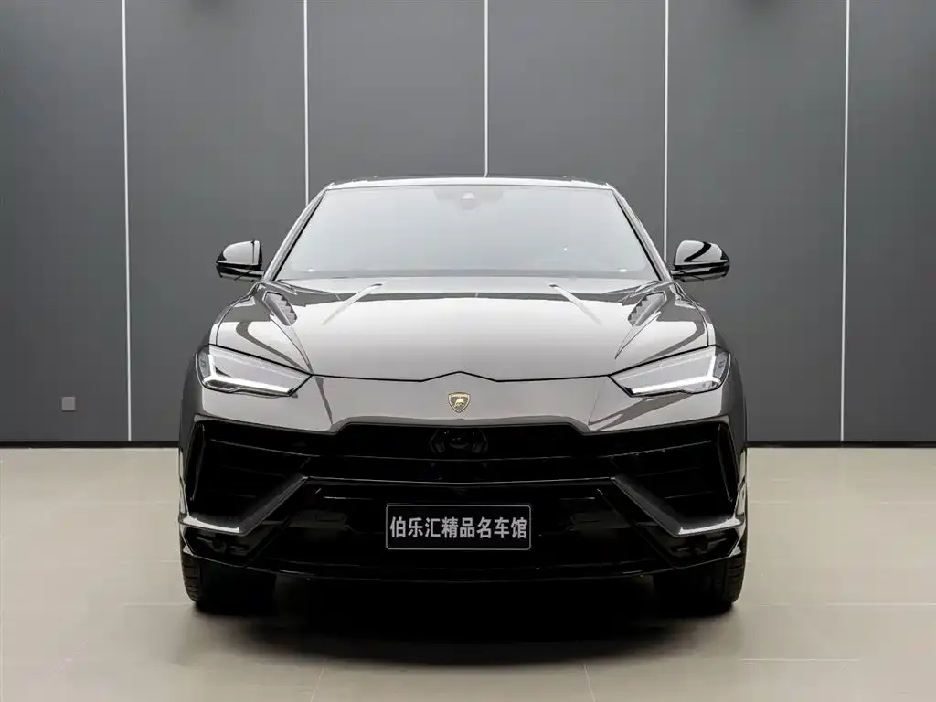 Lamborghini Urus — фото 3