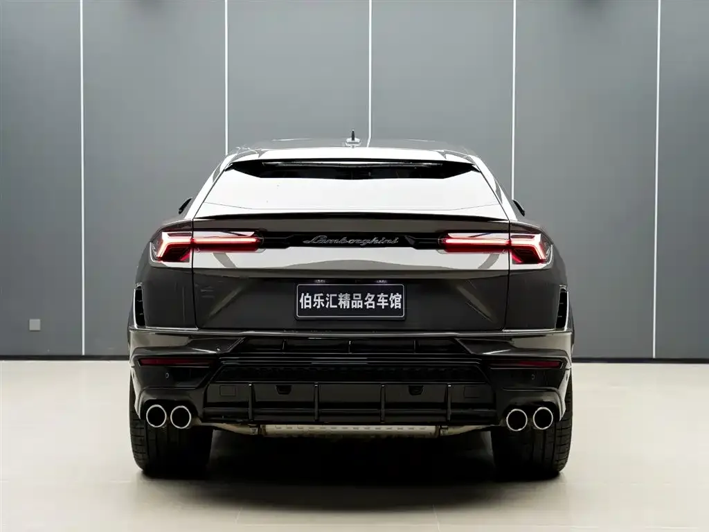 Lamborghini Urus — фото 6