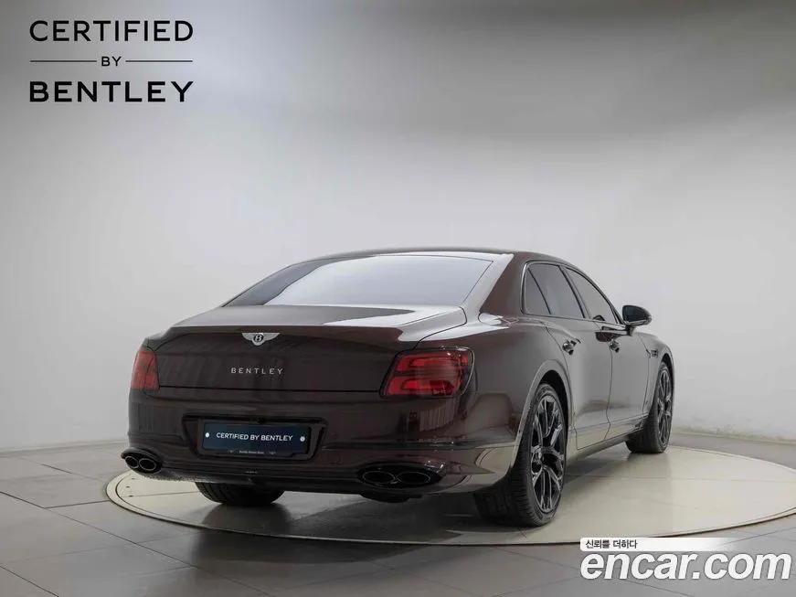 Bentley Flying Spur — фото 2
