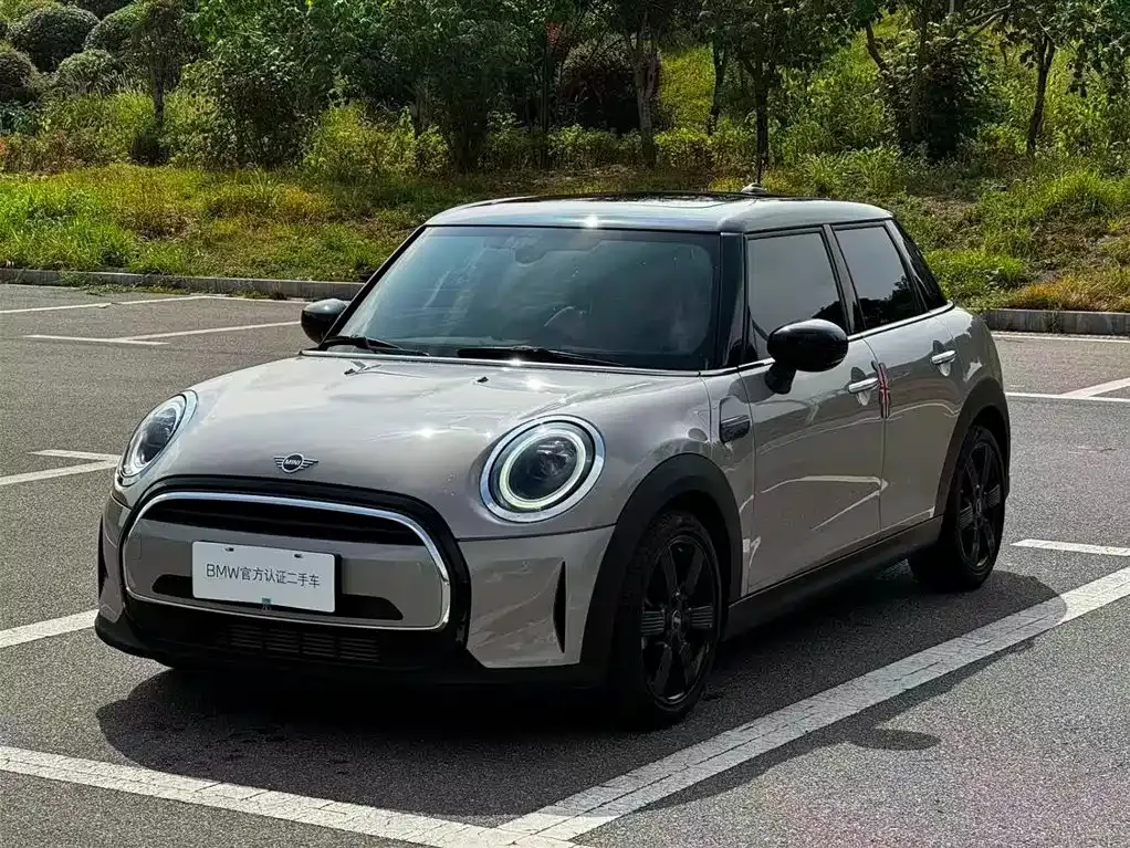 MINI Cooper (3-door) — фото 1