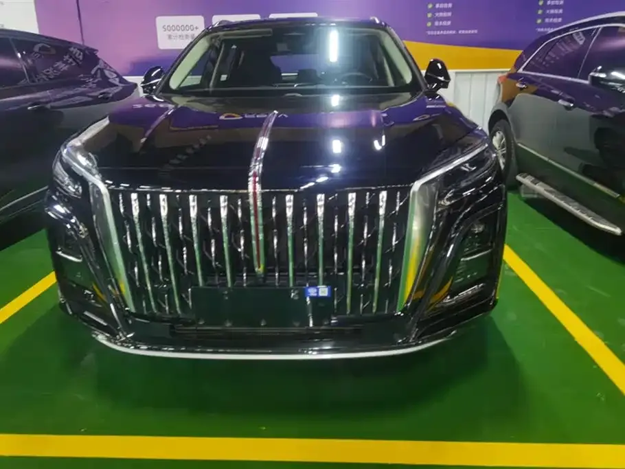 Hongqi HS3 PHEV — фото 2