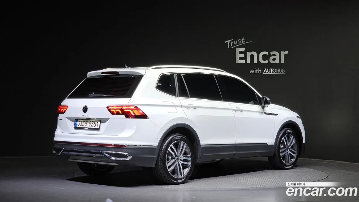 Volkswagen Tiguan — фото 2