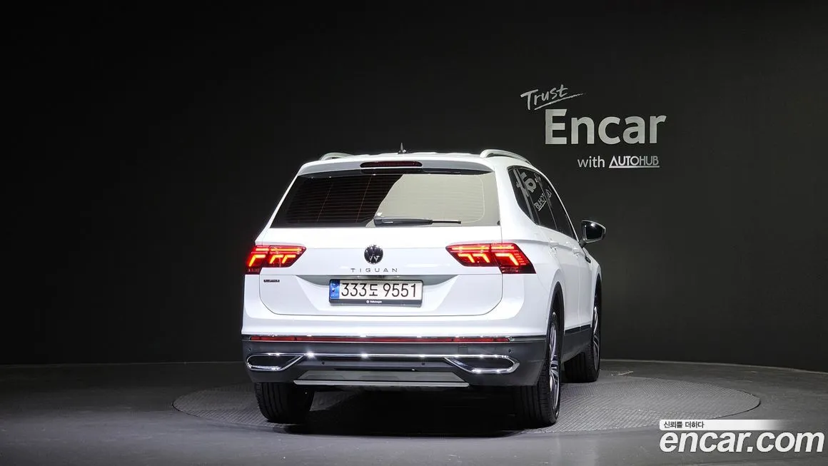 Volkswagen Tiguan — фото 4