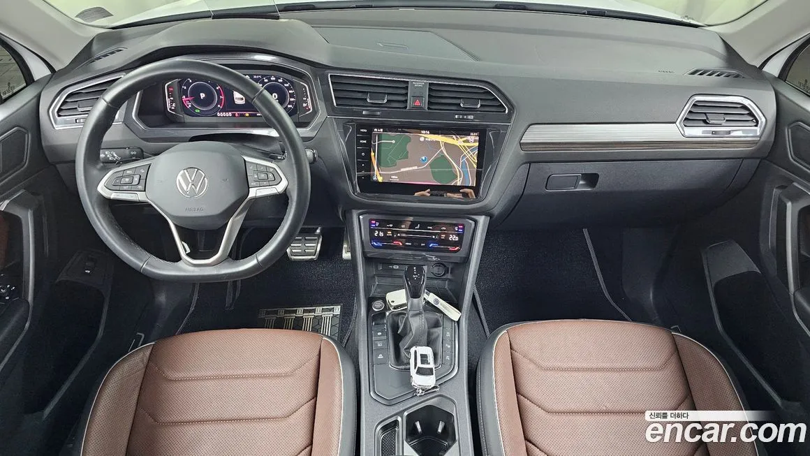 Volkswagen Tiguan — фото 7