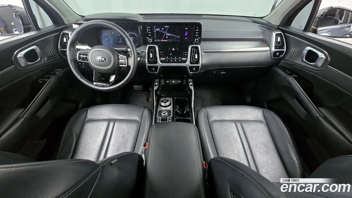 Kia Sorento — фото 7