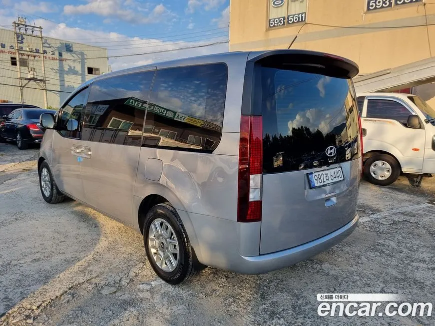 Hyundai Staria — фото 4