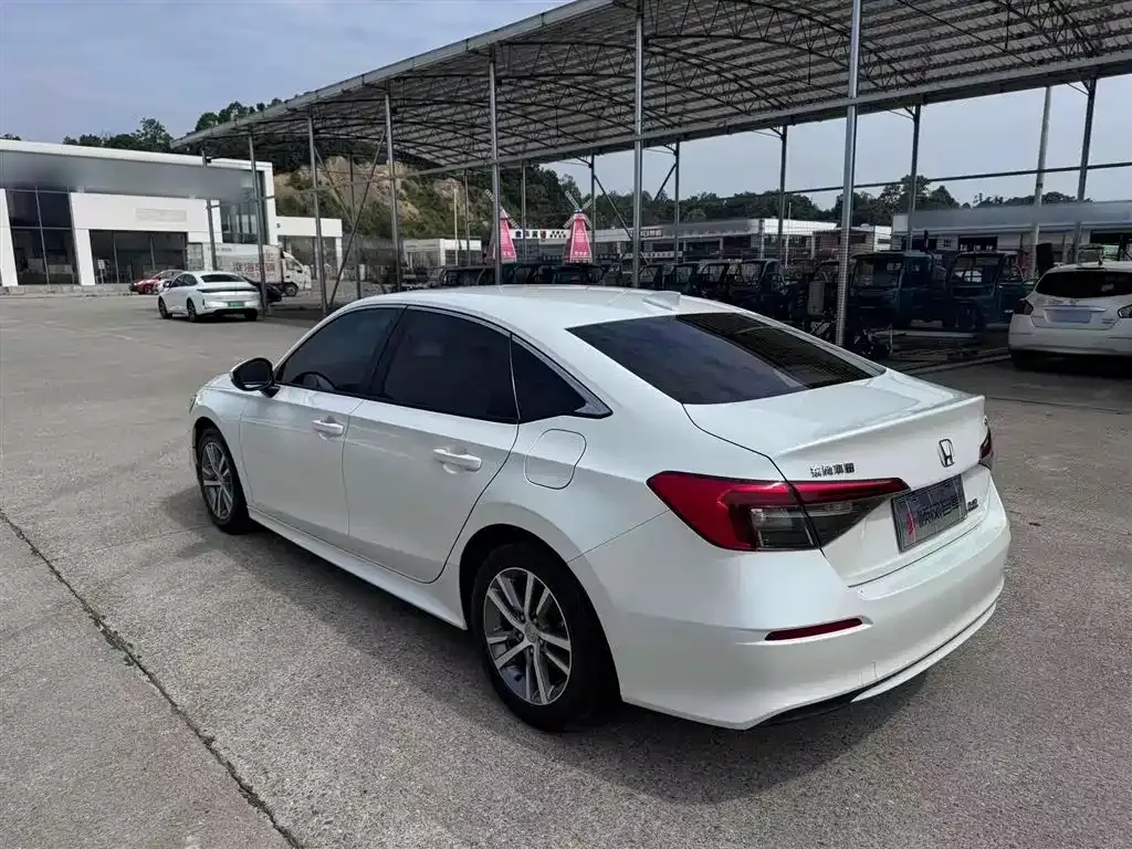 Honda Civic — фото 5