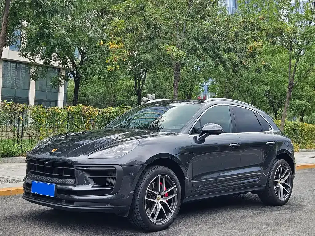 Porsche Macan — фото 1