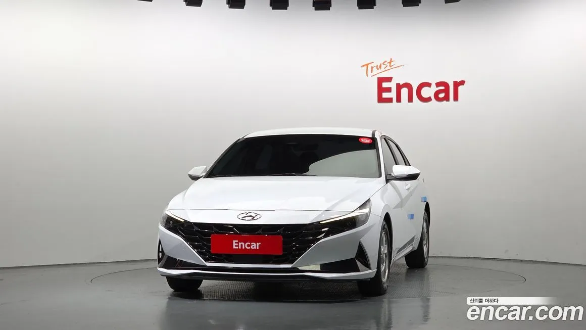Hyundai AVANTE — фото 3