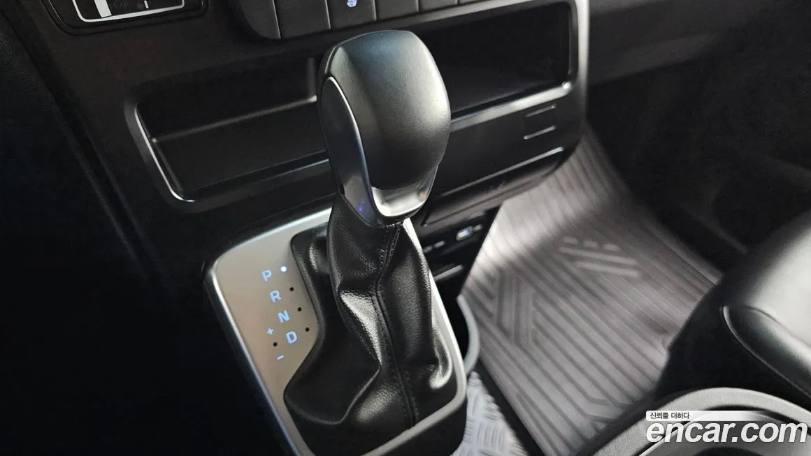 Hyundai Staria — фото 9