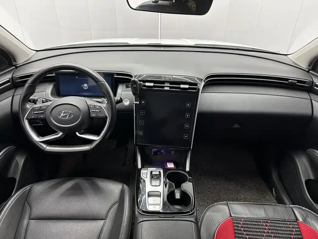Hyundai Tucson — фото 6