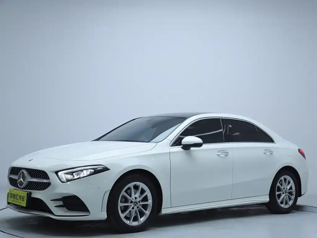 Mercedes-Benz A-Class — фото 1