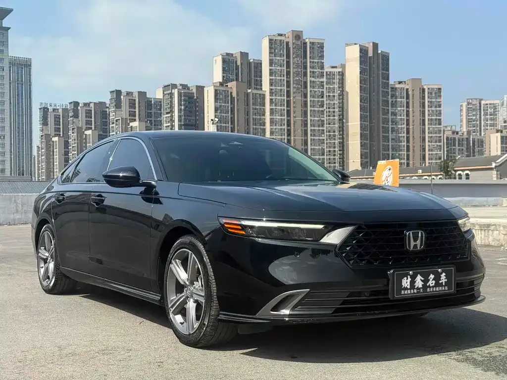 Honda Accord — фото 3