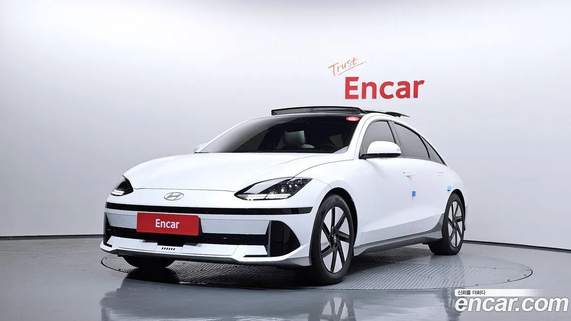 Hyundai Ioniq6 — фото 1