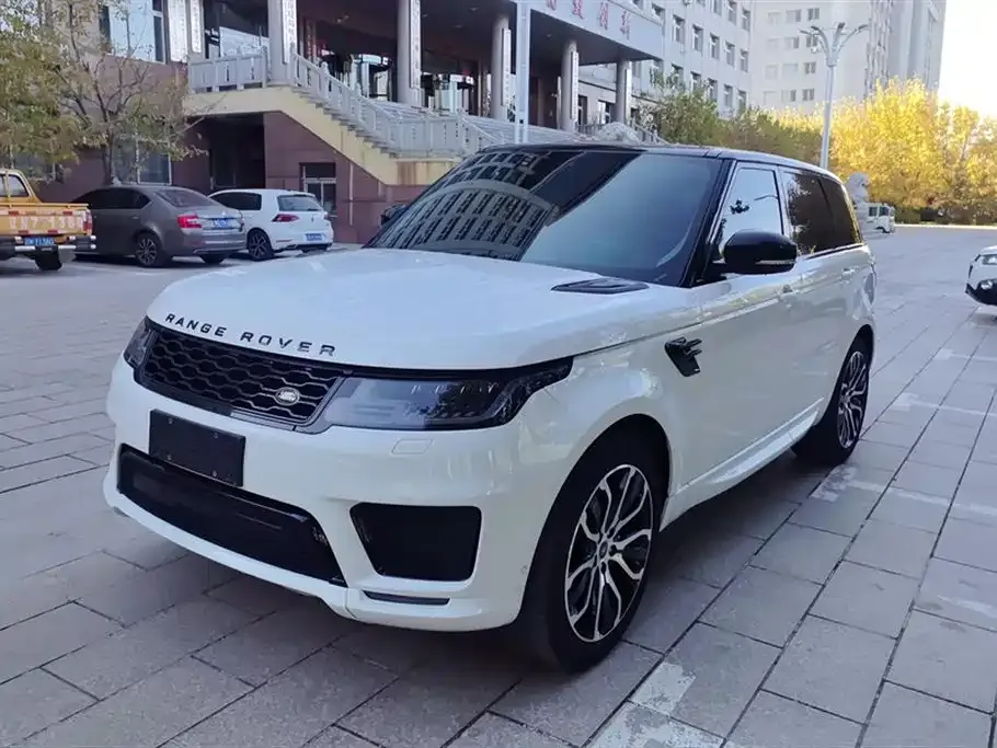 Land Rover Sport — фото 1