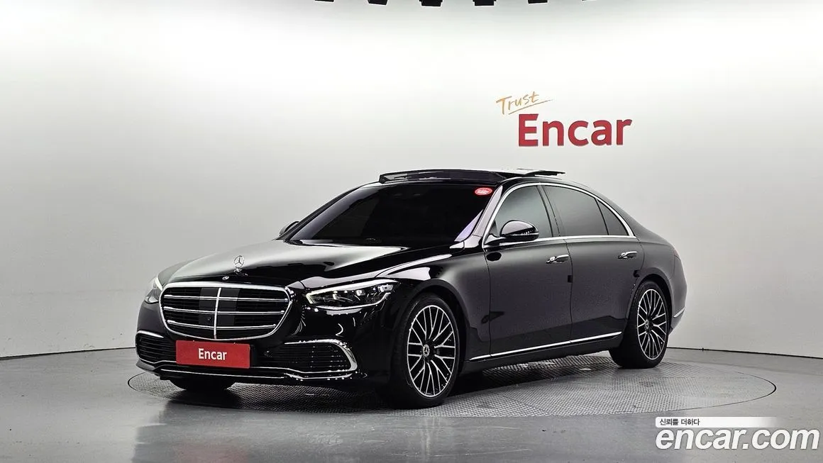 Mercedes-Benz S-Class — фото 1