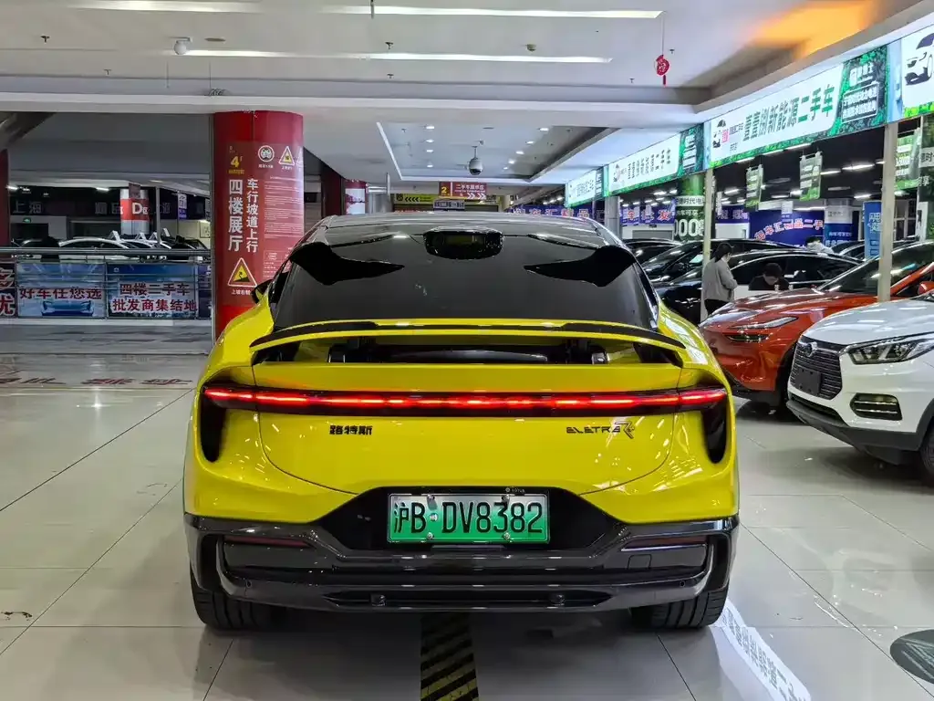 Lotus Eletre — фото 4