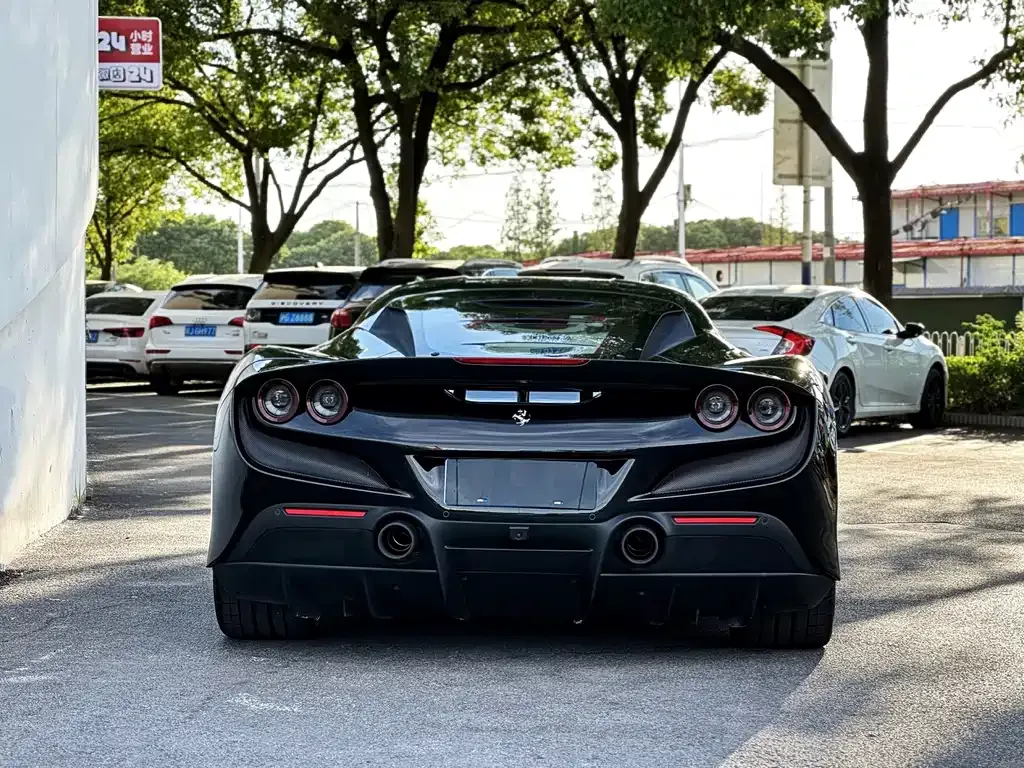 Ferrari F8 — фото 4