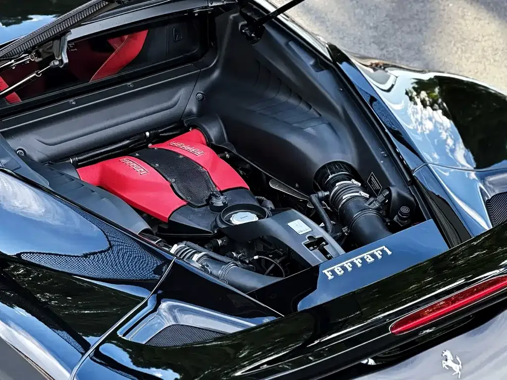 Ferrari F8 — фото 5