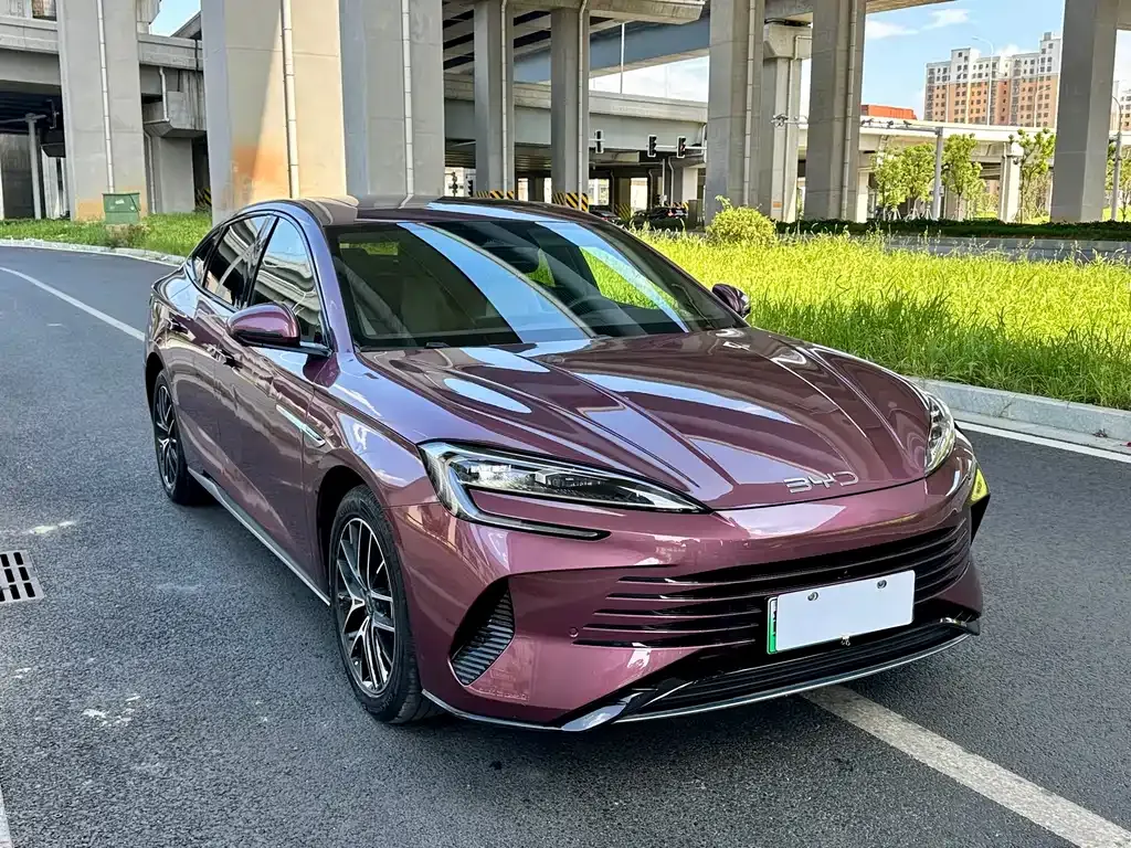 BYD Seal — фото 3