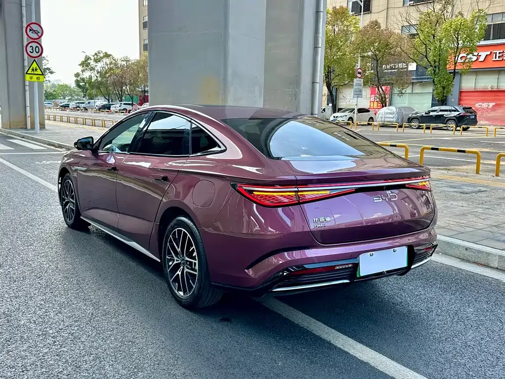 BYD Seal — фото 6
