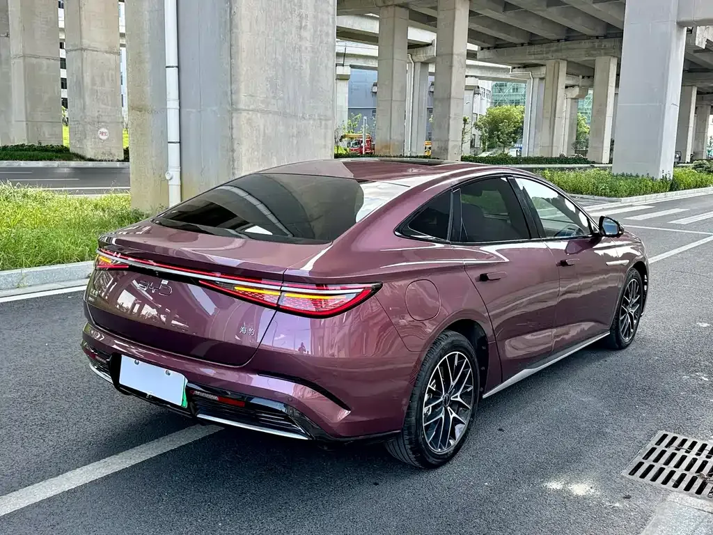 BYD Seal — фото 7