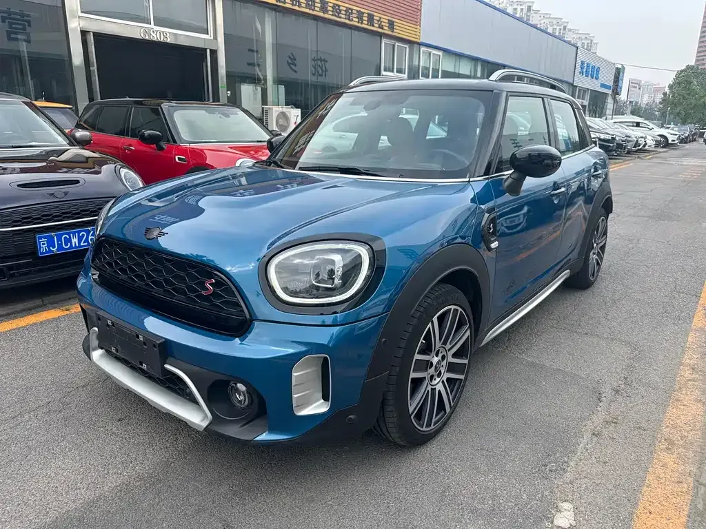MINI Countryman — фото 1