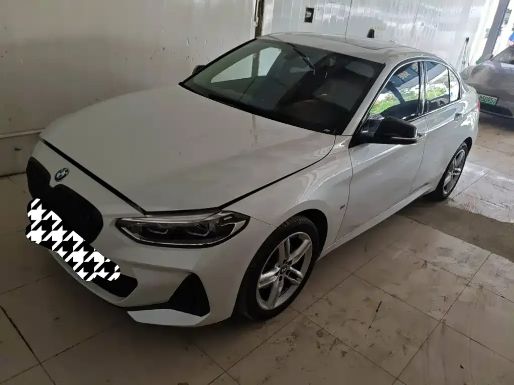 BMW 1 Series — фото 1