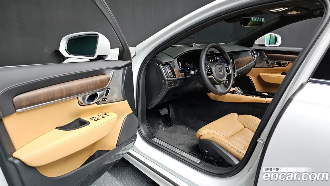 Volvo S90 — фото 10