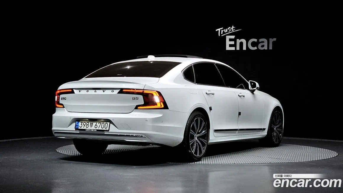 Volvo S90 — фото 2