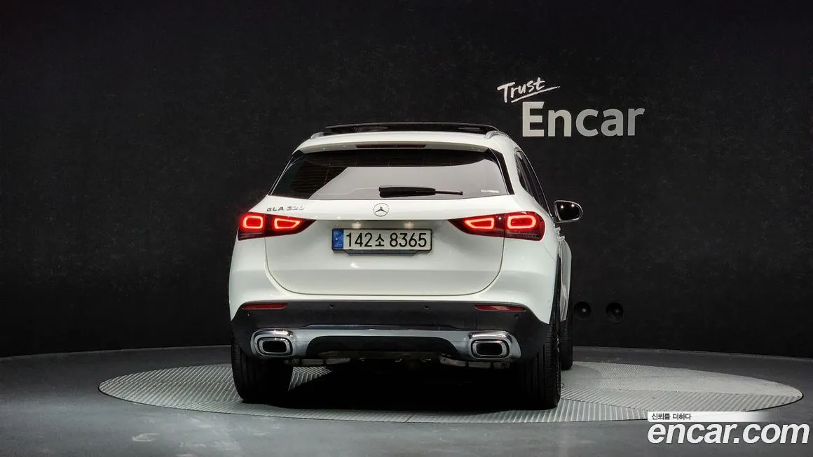 Mercedes-Benz GLA-Class — фото 4