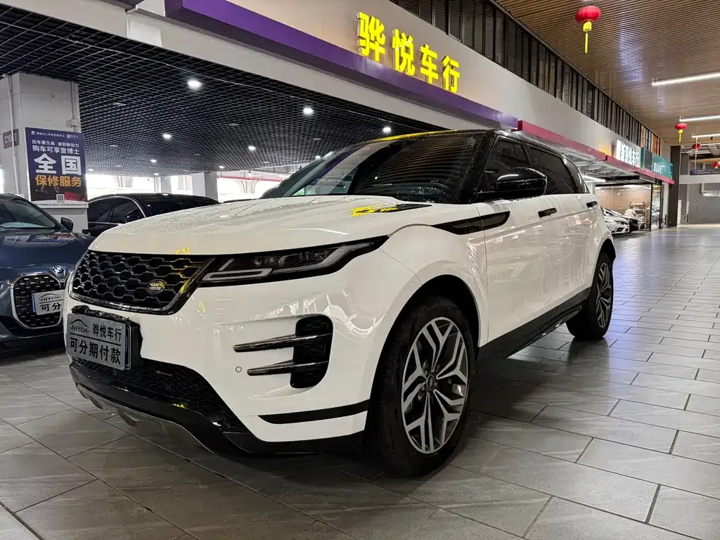 Land Rover Evoque — фото 1